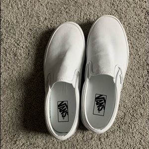 women’s white vans